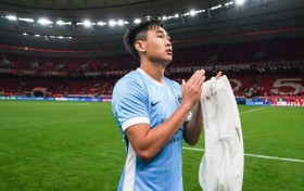 媒体人：去年骑士队友让米切尔失望 今年的米切尔让队友失望