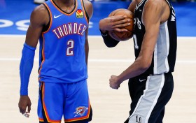掘金记者：亚历山大背靠背当选MVP 但这两年都不是联盟最佳球员