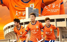 浙江vs泰山首发：4外援PK！王钰栋、高迪先发，克雷桑、卡扎登场