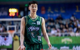 直播吧：同曦已给郭昊文开具注销证明 支持他打NBA夏季联赛