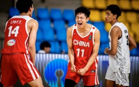 中国U18男篮斩获亚洲杯亚军！