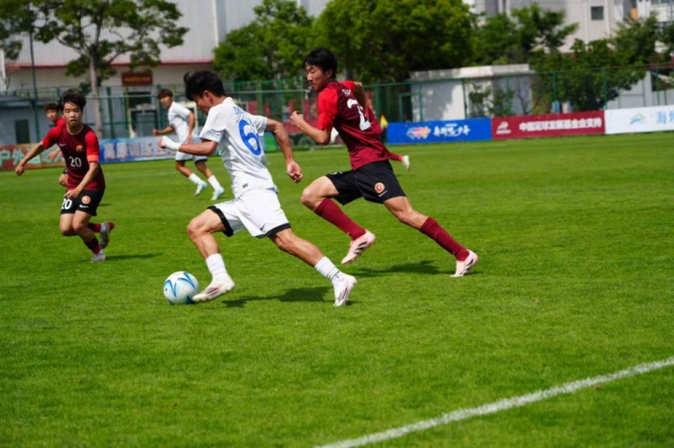 第五届中国青少年足球联赛男子U20组：上海申花7-0辽宁铁人插图2
