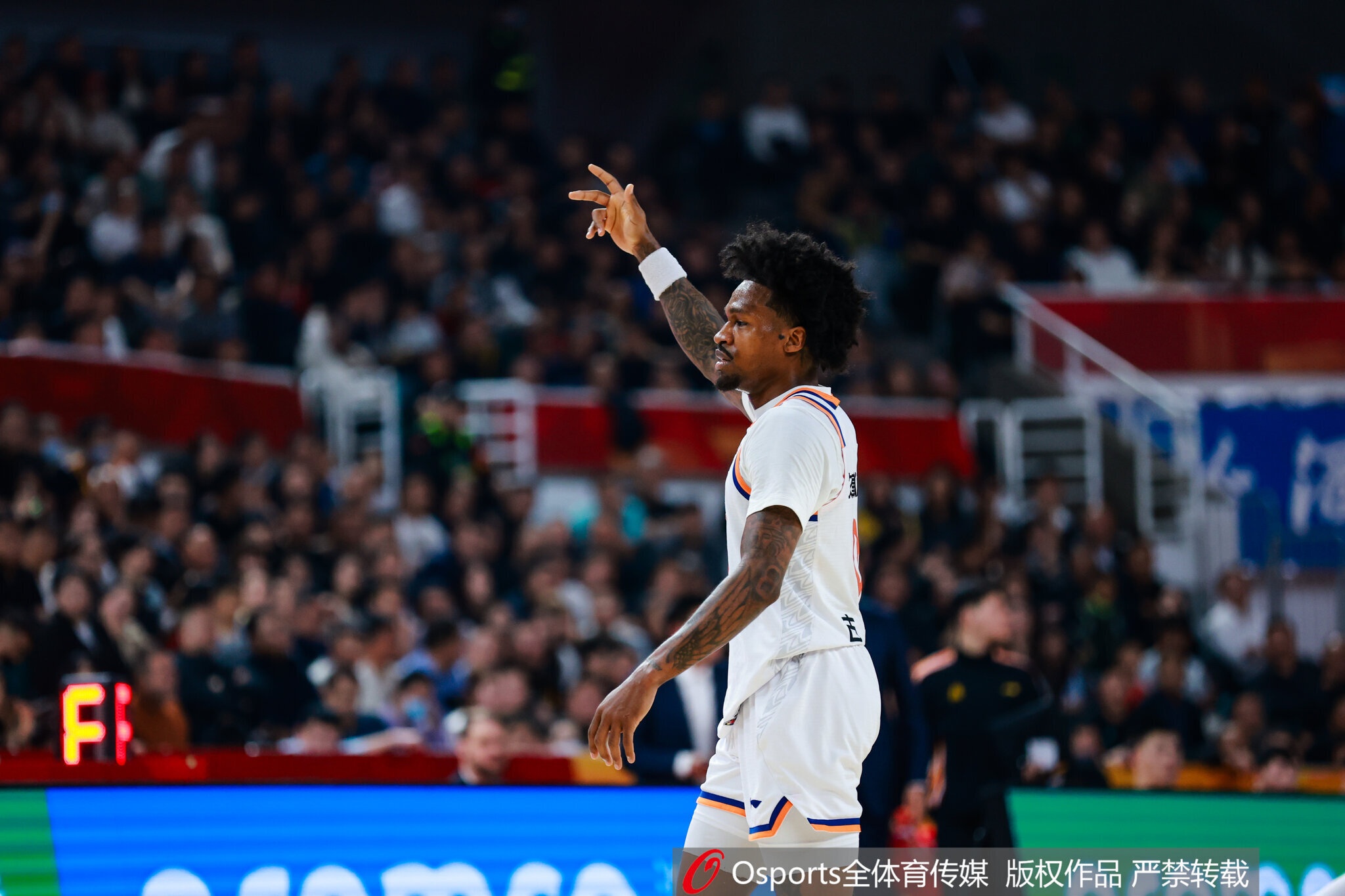 高分也难救主!古德温23中13空砍全场最高32分 另有5板5助2断插图 高分也难救主!古德温23中13空砍全场最高32分 另有5板5助2断插图
