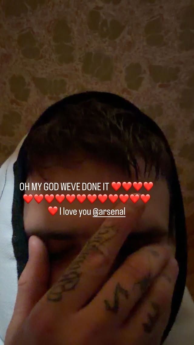 我的枪迷儿子😆小贝:阿森纳夺冠第一时间,儿子就打视频提醒我插图2 我的枪迷儿子😆小贝:阿森纳夺冠第一时间,儿子就打视频提醒我插图2