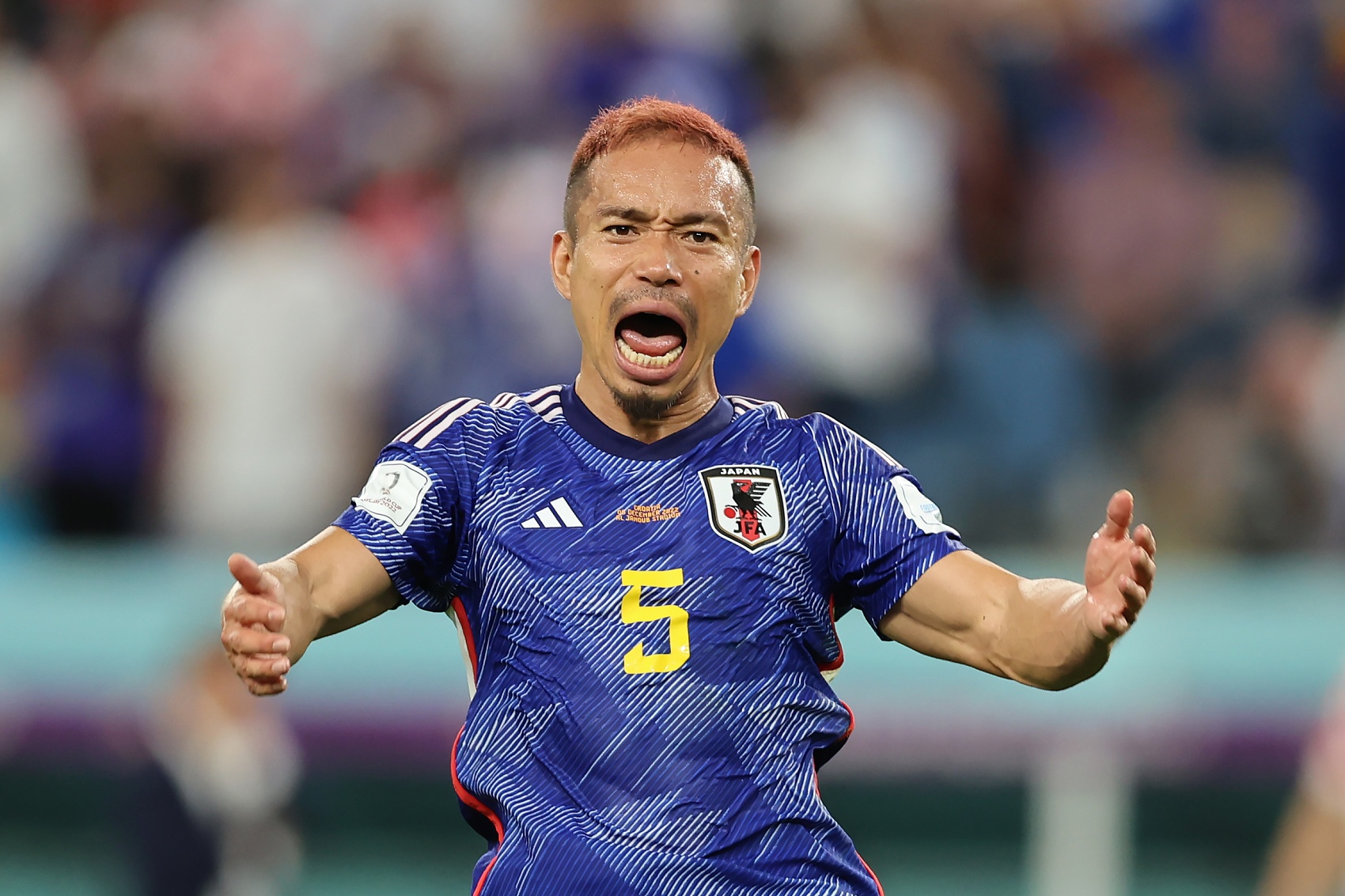 长友佑都以39岁8个月零20天的年龄，成日本队历史第2年长出场球员插图